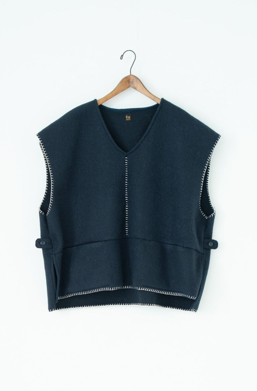 needle work over vest midnight × off white