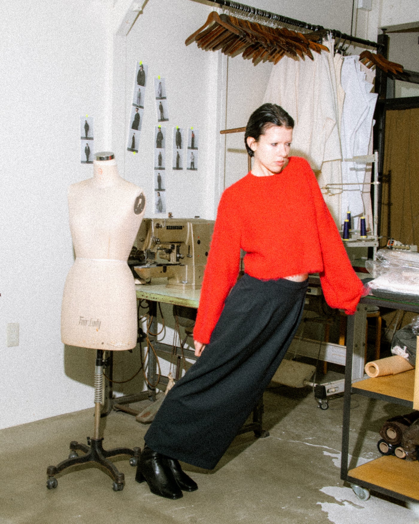 gabardine tuck pencil skirt