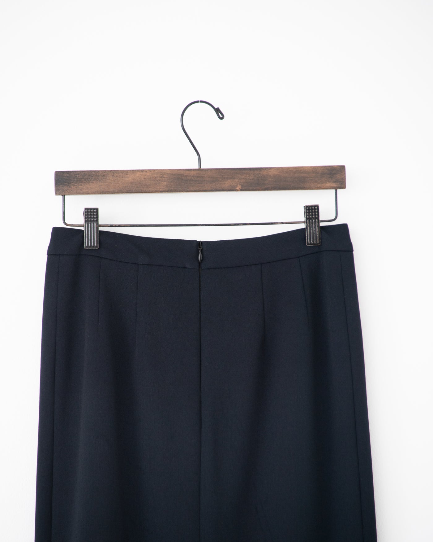 gabardine tuck pencil skirt