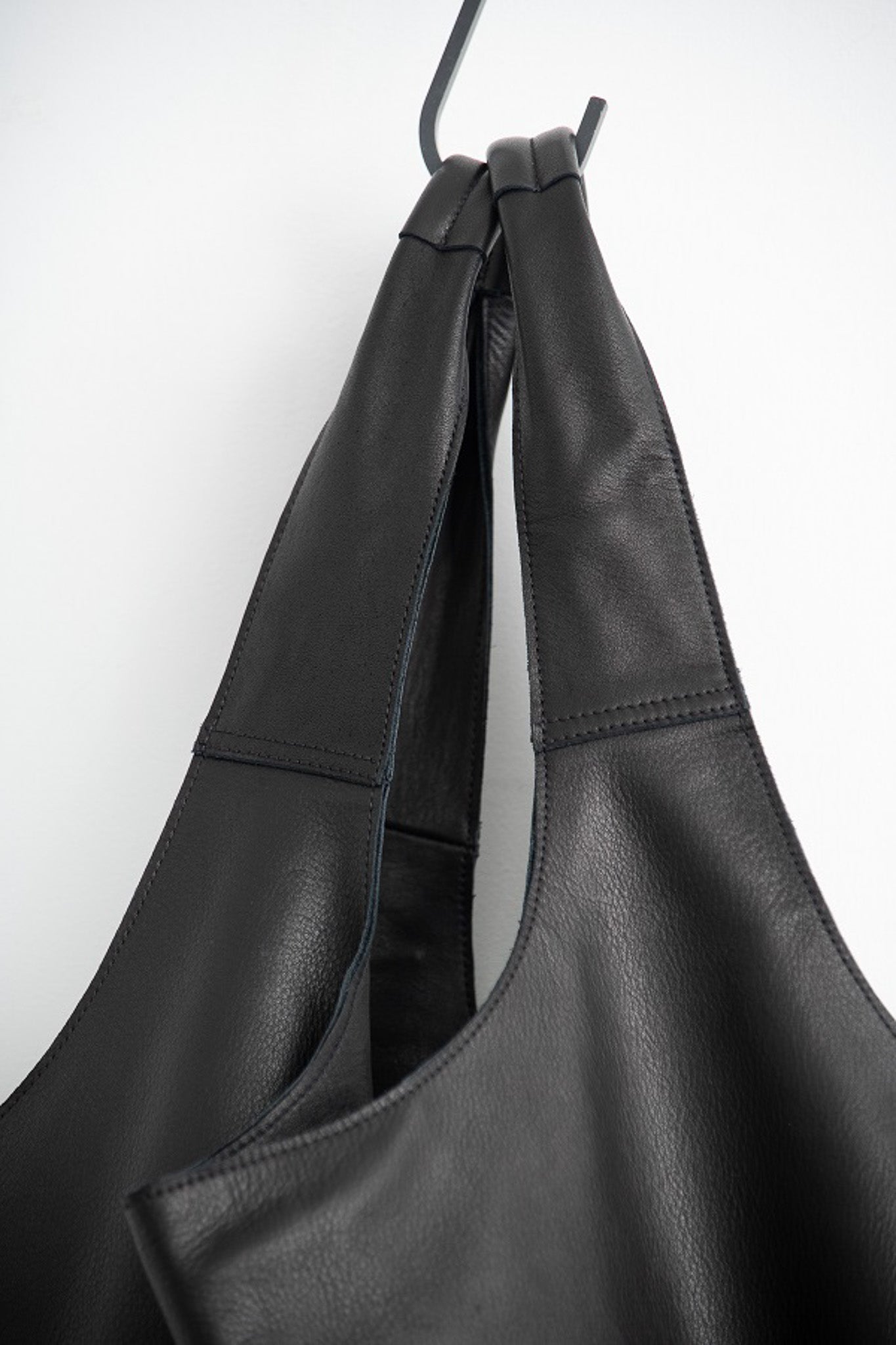leather huge bag
