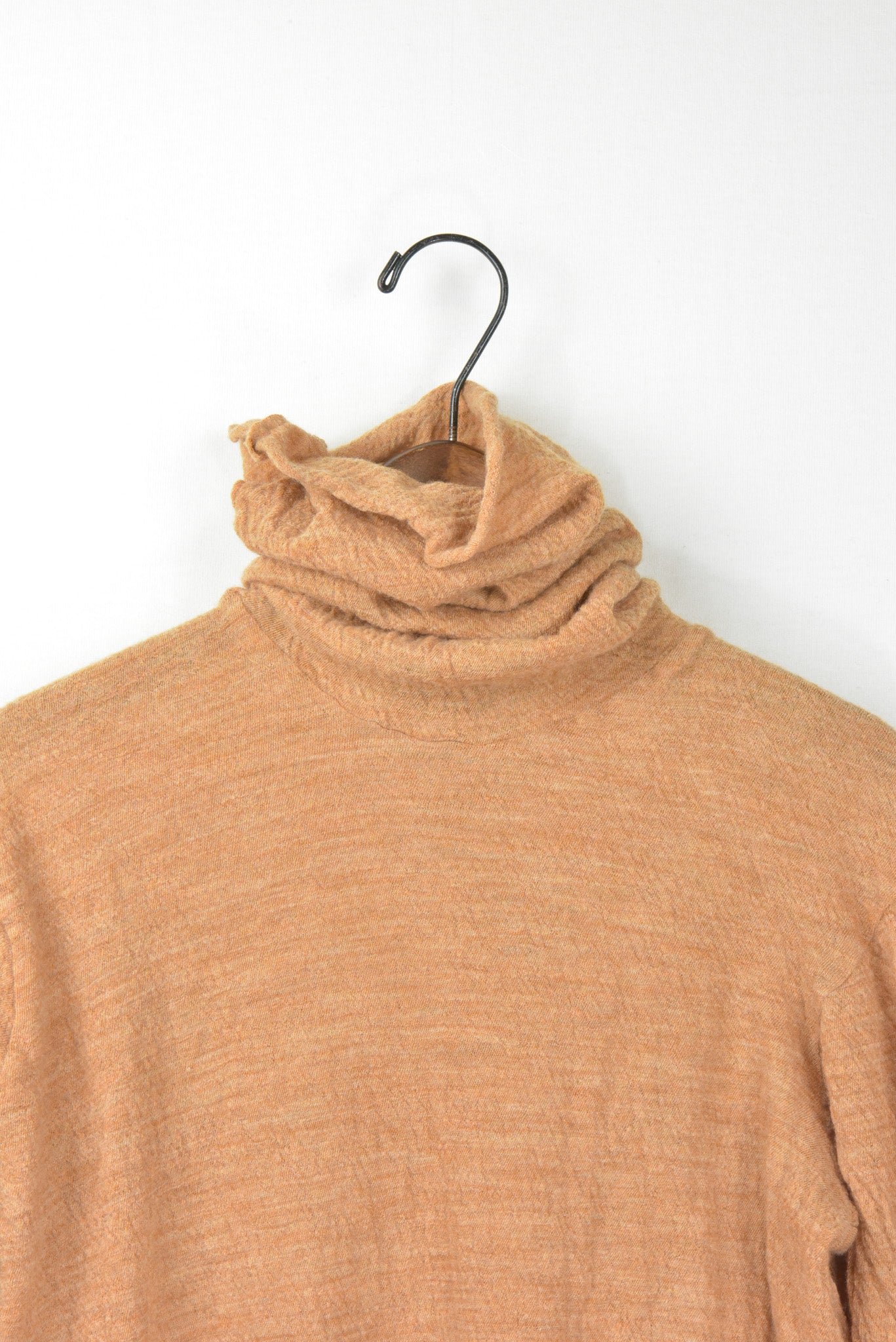 washable wool gauze t-neck knit